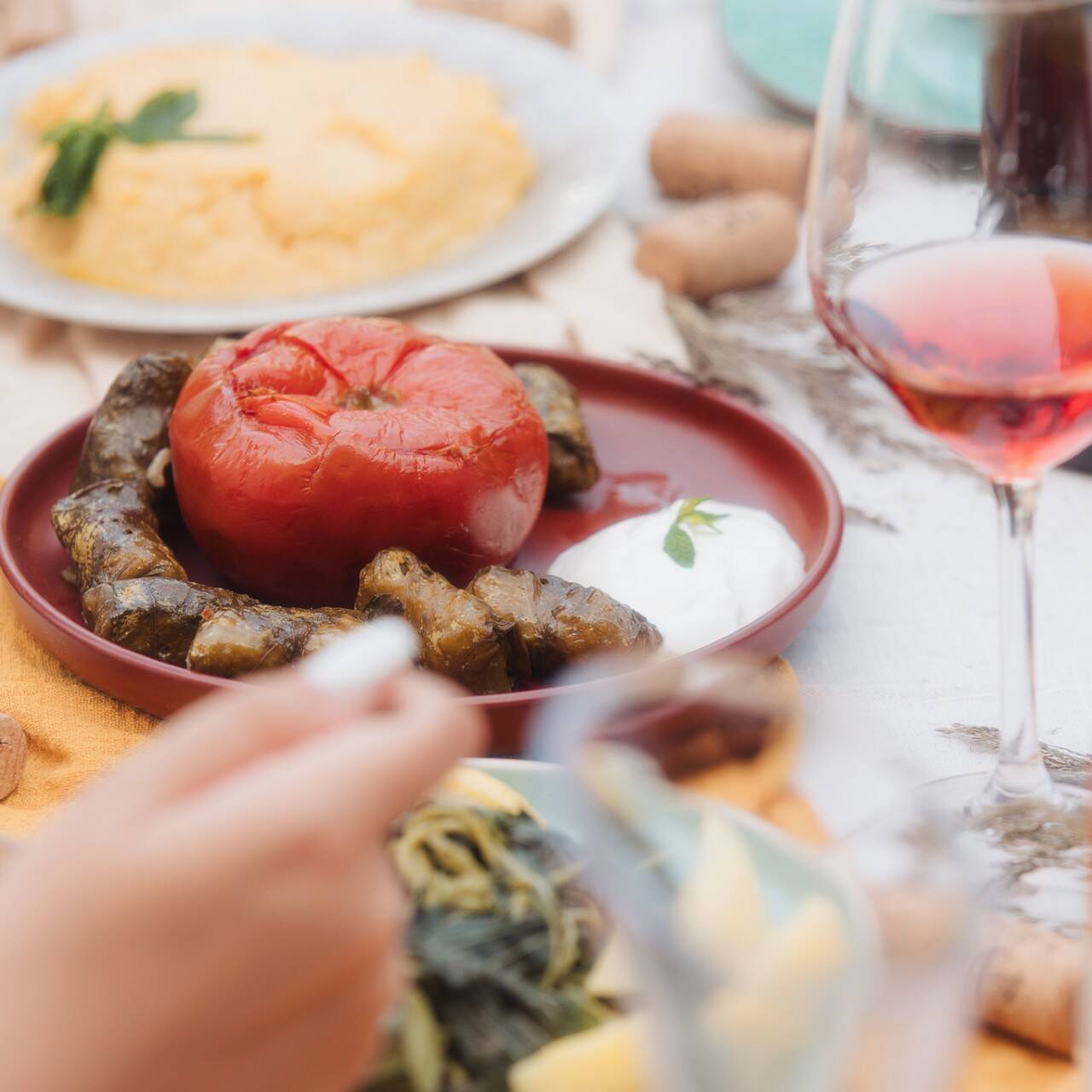 Παραδοσιακή οινοποιία dafwines-dafwines.com